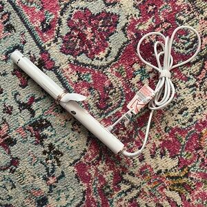 T3 White Curling Iron